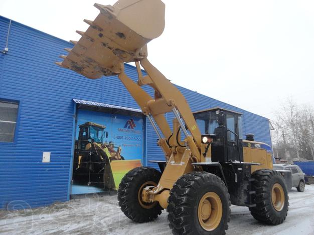 Фронтальный погрузчик SEM 652B